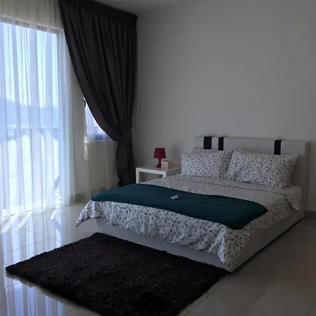 Tranquil Studio @ Trefoil Setia Alam Shah Alam Exterior photo