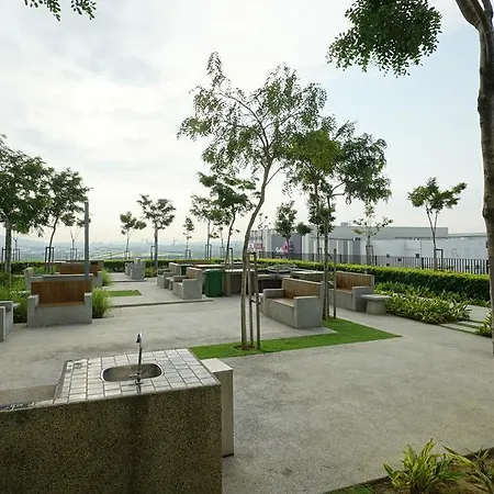 Tranquil Studio @ Trefoil Setia Alam Shah Alam Exterior photo
